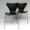 Vlinderstoel 2x Arne Jacobsen Zwart Lazuur-1