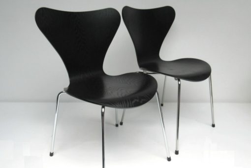 Vlinderstoel 2x Arne Jacobsen Zwart Lazuur-3