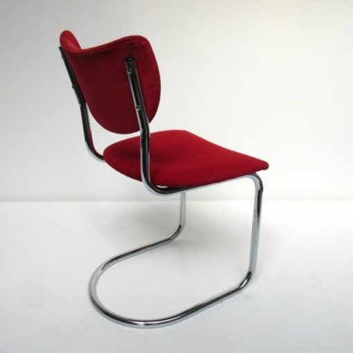 de-wit-rood-buisslede-stoel-2011-2