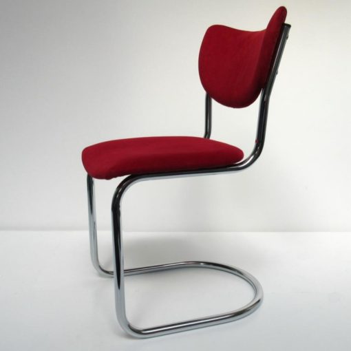 de-wit-rood-buisslede-stoel-2011-3