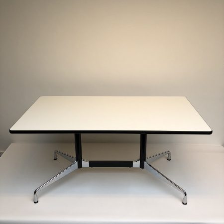 Eames-Segmented-Table.2-450x450